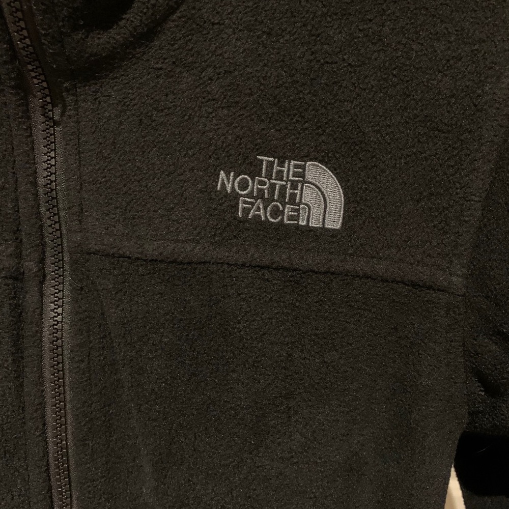 The North Face Reversible Jacket - Picture 6 of 7